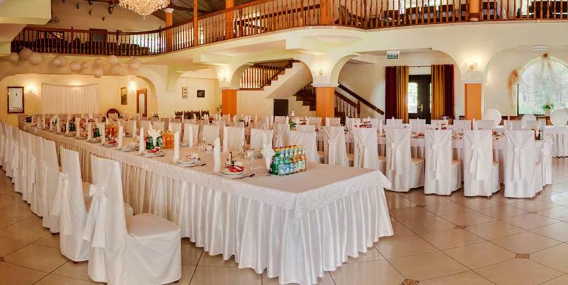 Hôtel Park Lesny 'U Kaczyny' à Rogow Extérieur photo